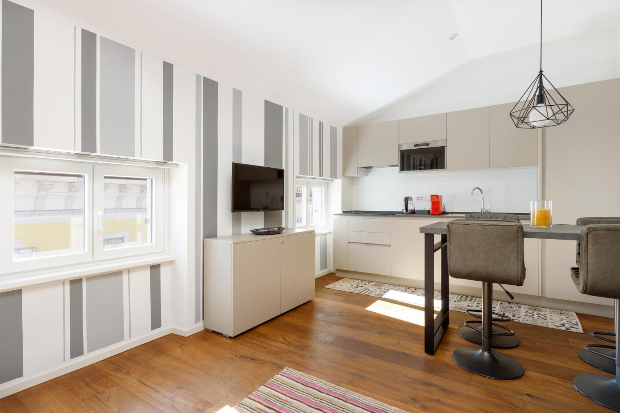 Central Trieste - Elegant City Stay Exterior photo