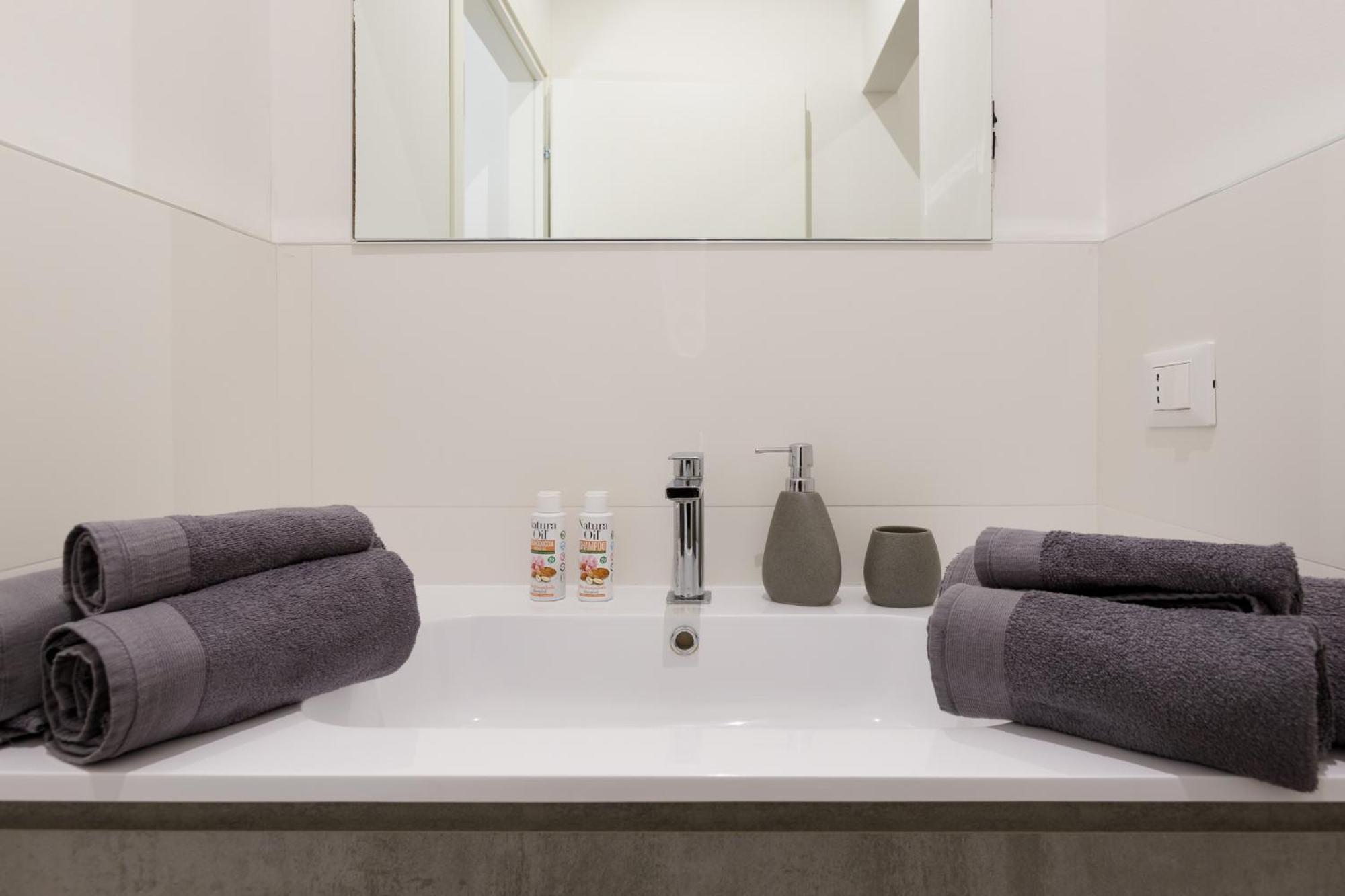 Central Trieste - Elegant City Stay Exterior photo